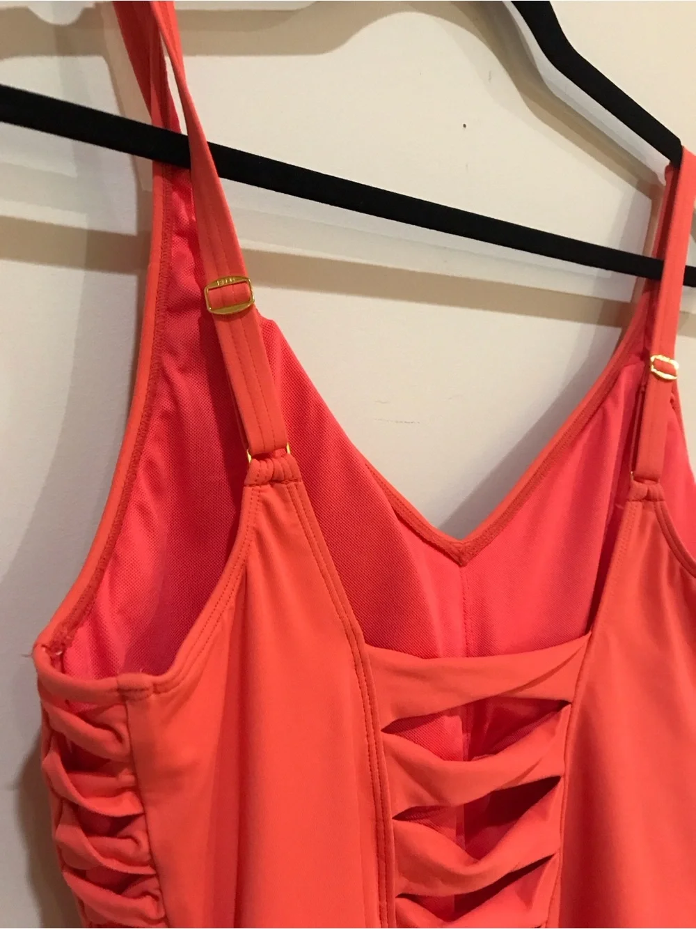 Bleu Rod Beattie coral pink